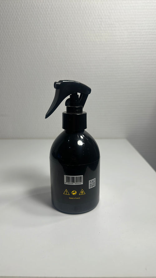 Spray d’intérieur Gris Montaigne London vanille musc blanc 250ML